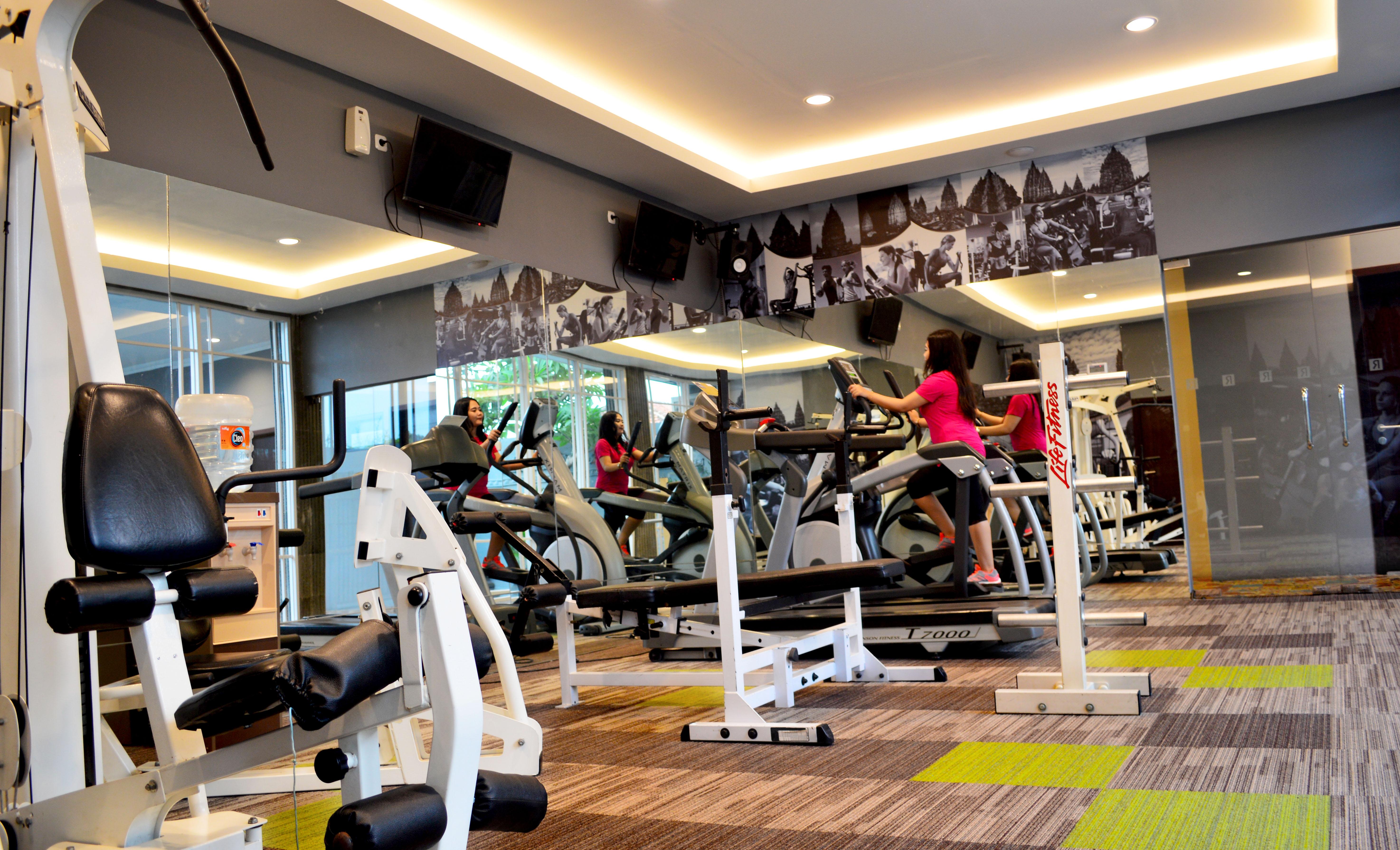 Ramada Suites By Wyndham Solo Esterno foto